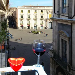 Sicily Wonderful Piazza Universita’ Casa vacanze Catania